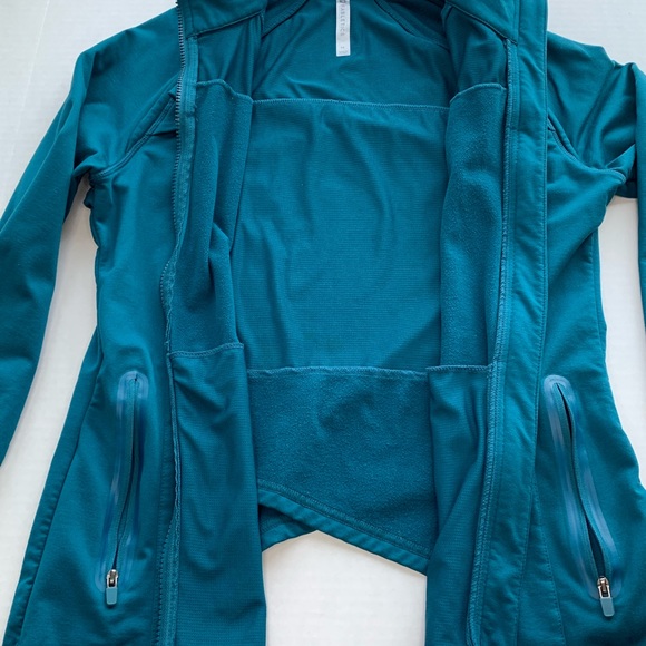 Fabletics Jacket - Teal - Medium - EUC - Athletic - Yoga - Workout - Picture 9 of 15